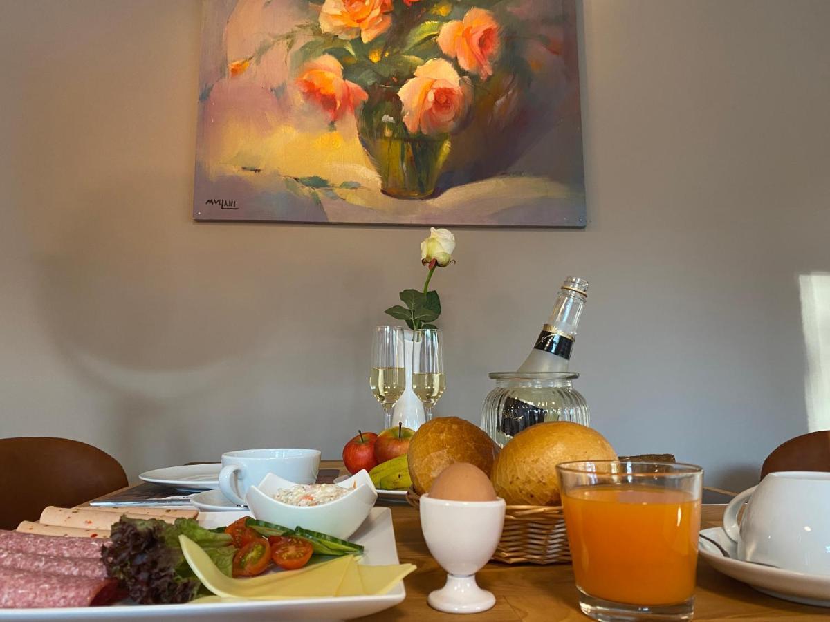 Signature East Hotel Falk Хамбург Екстериор снимка