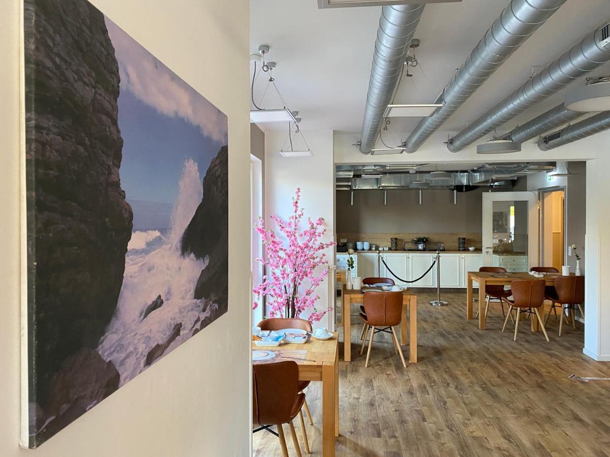 Signature East Hotel Falk Хамбург Екстериор снимка